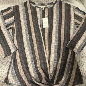 “TRU SELF” Striped Women's blouse 1X Soft, cozy NWT (Gift with purchase)